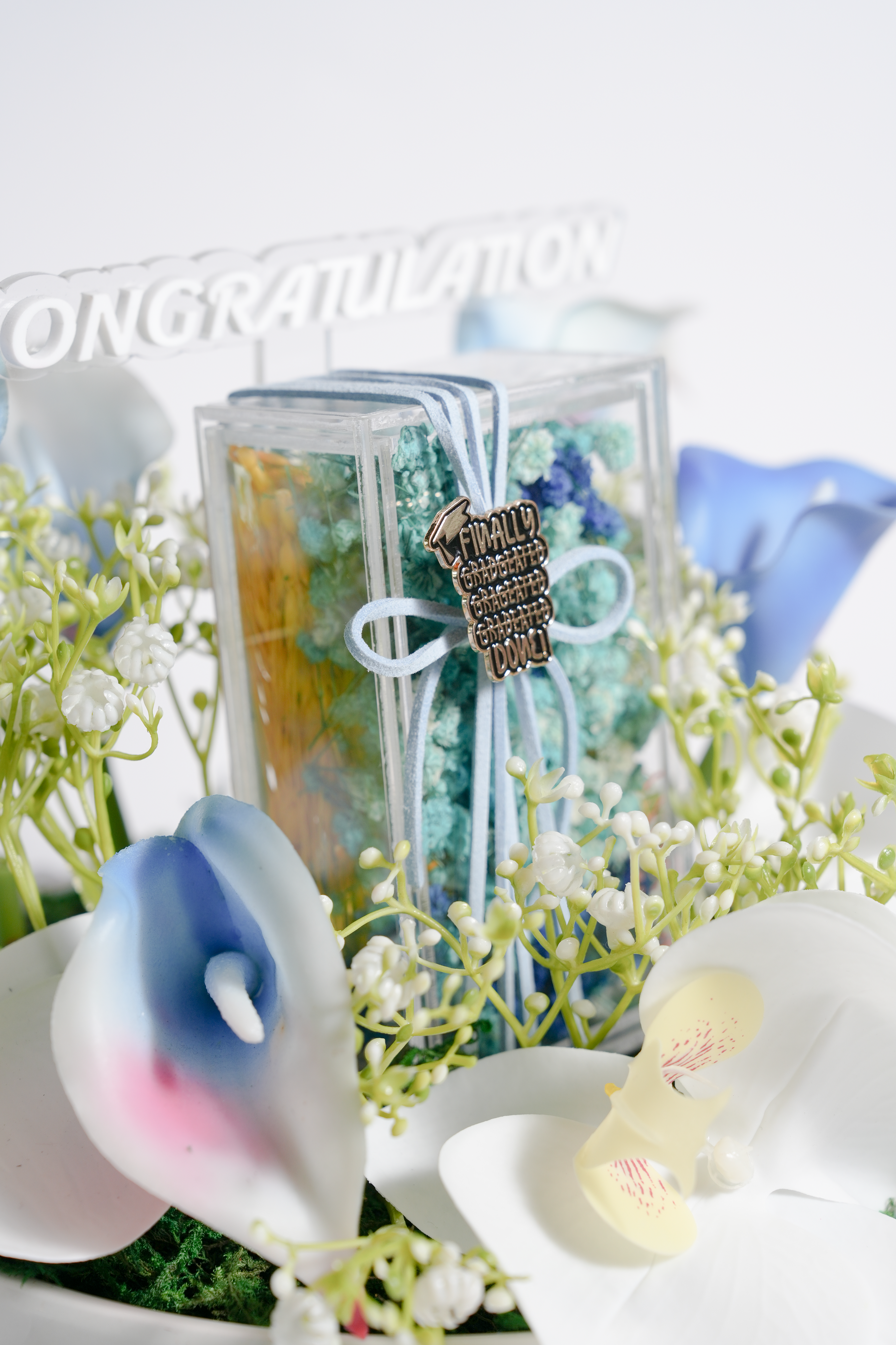 GRADUATION COLLECTION